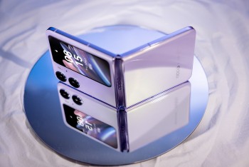 cac hang cong nghe quay tro lai voi cuoc dua gianh mieng banh smartphone nap gap