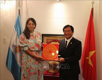 binh duong ket noi hop tac dau tu voi dia phuong argentina