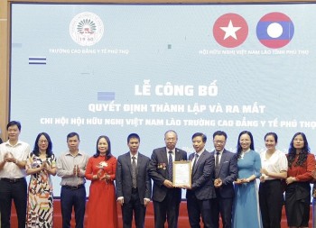 thanh lap chi hoi hoi huu nghi viet nam lao truong cao dang y te phu tho