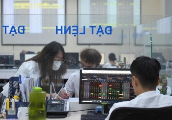 khoi ngoai cat chuoi 7 phien ban rong vn index tiep tuc di ngang