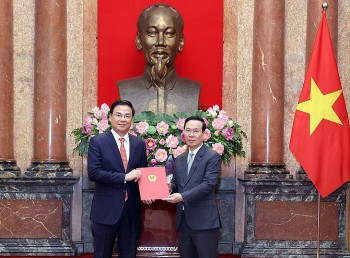 thu truong bo ngoai giao pham quang hieu duoc bo nhiem dai su viet nam tai nhat ban