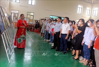 gan 100 ban do ve hoang sa truong sa cua viet nam duoc trung bay tai ha nam