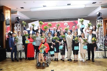 35 nam mot thoi de nho lao dong hop tac viet nam duc