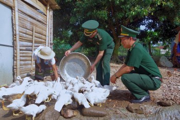 thua thien hue nang cao nang luc cua can bo bien phong trong phat trien kinh te xa hoi tai cac xa bien gioi