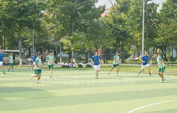lu doan 125 hai quan va thuy thu tau hai quan italia giao luu huu nghi the thao