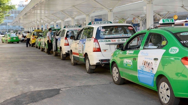 "Sống chung" với taxi công nghệ, các ông lớn taxi truyền thống đang làm ăn ra sao?