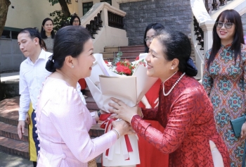 VUFO sẵn sàng chia sẻ kinh nghiệm về đối ngoại nhân dân với nữ cán bộ ngoại giao Lào