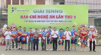 gan 200 van dong vien tham gia gia i tennis bao chi nghe an lan thu 4 nam 2023