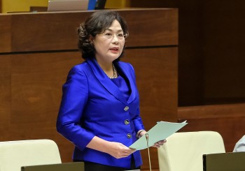 thong doc nguyen thi hong ly giai nguyen nhan mat bang lai suat nam 2022 o muc cao
