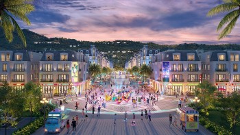 miss world vietnam 2023 viet tiep nhung mua he ruc ro tai merryland quy nhon