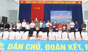 Lực lượng Cảnh sát biển đồng hành cùng ngư dân tỉnh Khánh Hòa
