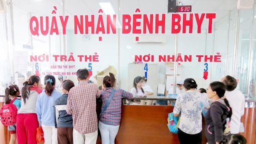 tu 17 nguoi dan duoc thay doi muc dong tang quyen loi huong bao hiem y te
