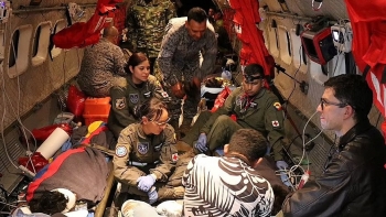 Hollywood "chạy đua" tái hiện câu chuyện 4 đứa trẻ sống sót trong rừng Amazon