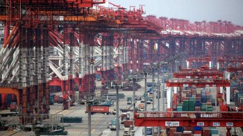 nhin lai nhung dien bien bat ngo trong hoat dong fdi toan cau nam 2022