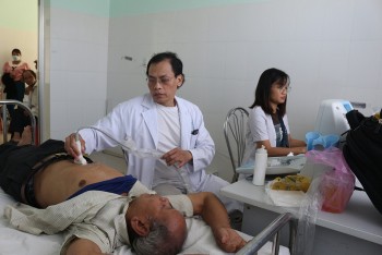 lu doan 162 kham chua benh cap thuoc mien phi cho 1000 nguoi dan xa son lam khanh hoa