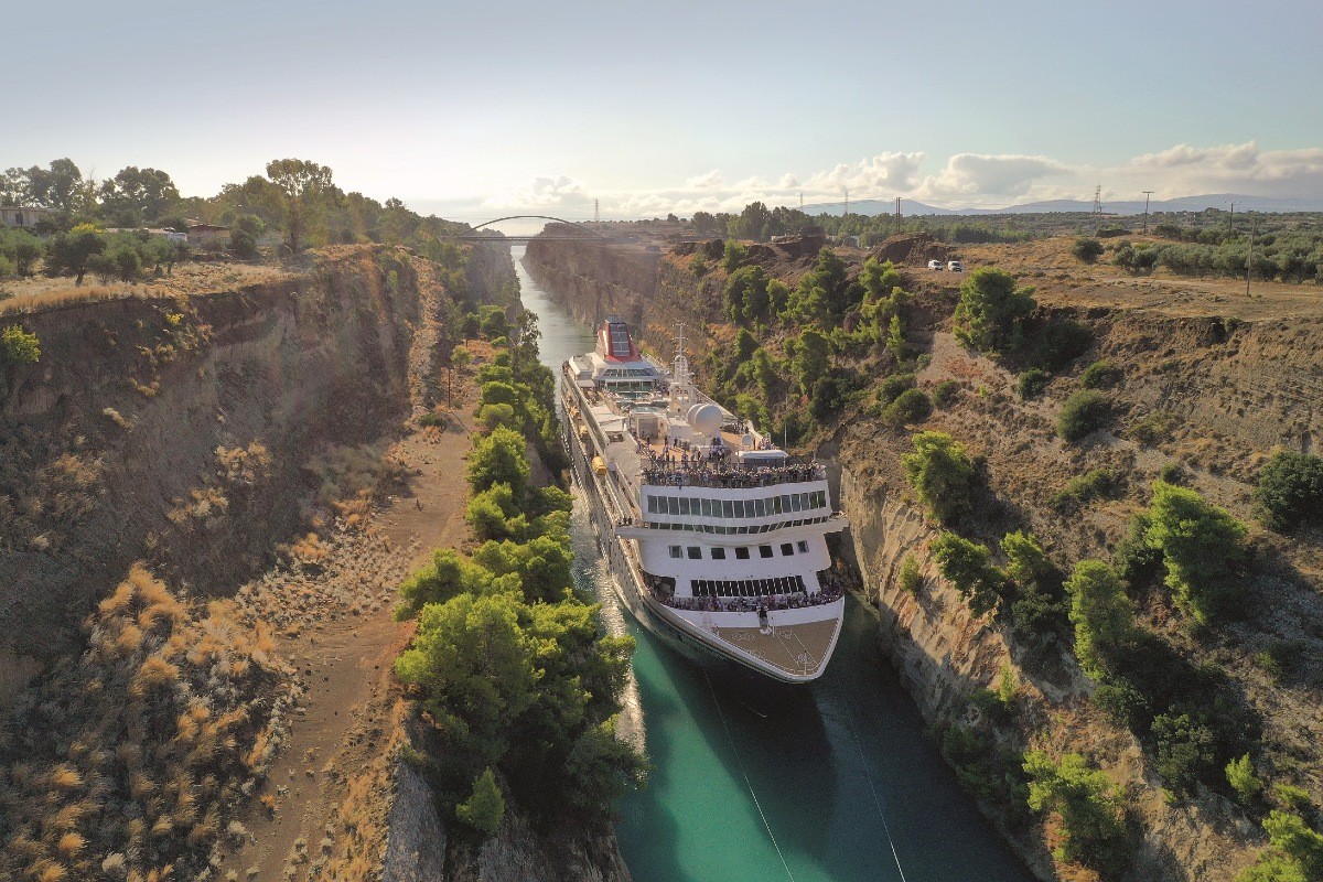 Độc đáo kênh đào Corinth - Công trình tuyệt đỉnh của nhân loại