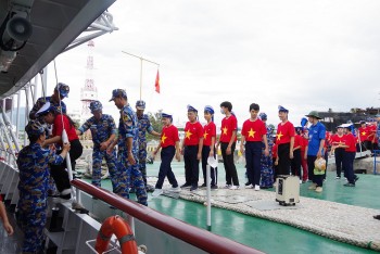 tuyen truyen giao duc tinh yeu bien dao cho hoc sinh tai khanh hoa