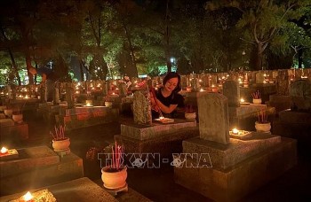 chuong trinh nghe thuat nghia tinh thang 7 hoa dang mo liet sy
