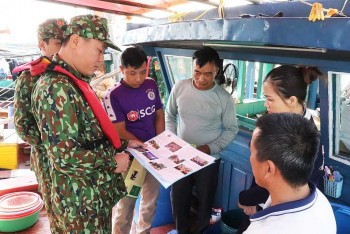 tu ngay 19 quang ninh thu giu va cam luu hanh cac tau ca vi pham khai thac iuu