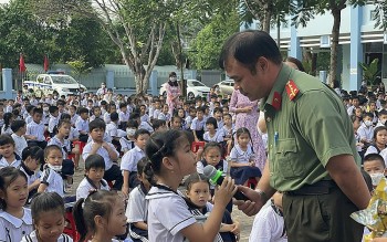 bao dam an toan cho tre em