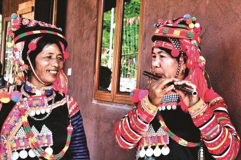 truong ca xa nha ca cung chieu dai lich su nguoi ha nhi