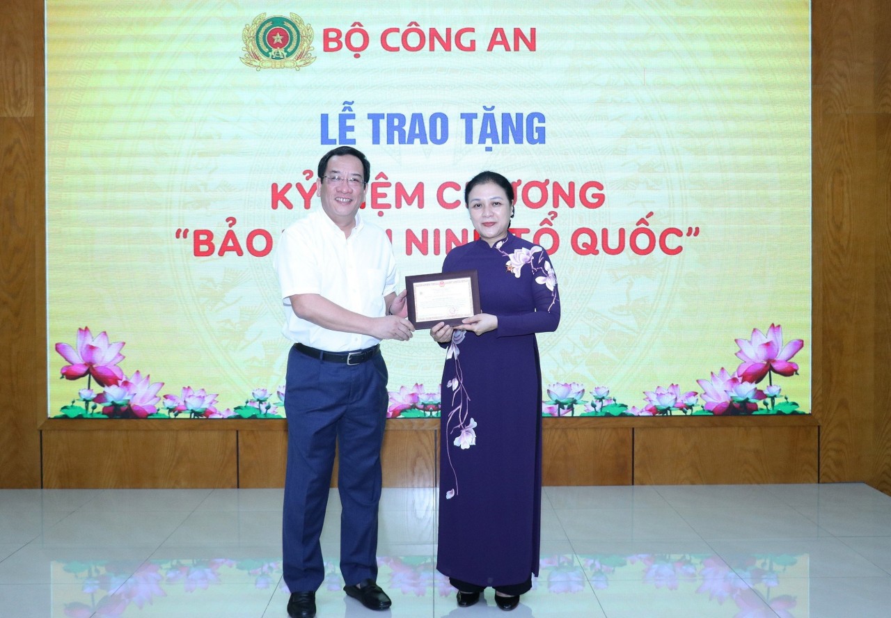 Bộ Công an vinh danh đóng góp của Đại sứ Nguyễn Phương Nga trong sự nghiệp bảo vệ an ninh Tổ quốc