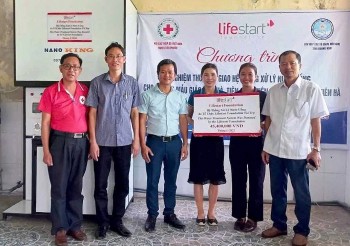 lifestart foundation tai tro he thong xu ly nuoc uong cho 4 truong hoc quang nam