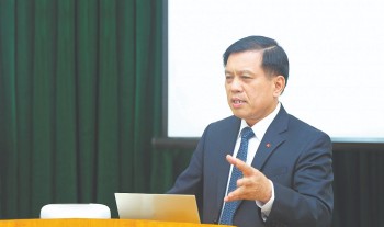 vi su phat trien thinh vuong cua hai quoc gia