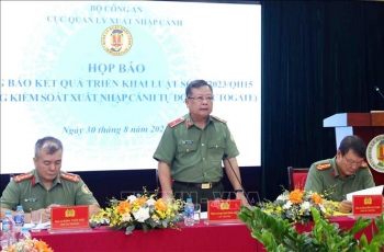 Du khách quốc tế phản hồi tích cực trước chính sách mới về thị thực của Việt Nam