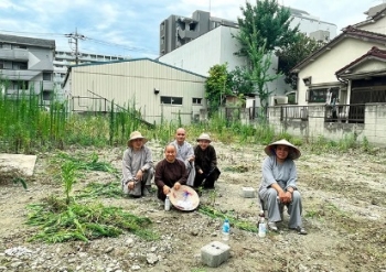 bao nhat dua tin ve su co viet nam voi ke hoach xay chua o tokyo de giup do dong huong