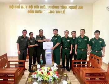 luc luong vu trang lao chuc mung quoc khanh cac don vi bo doi bien phong nghe an ha tinh