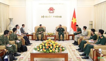 hop tac quoc phong song phuong viet nam nhat ban la mot tru cot cua quan he hai nuoc