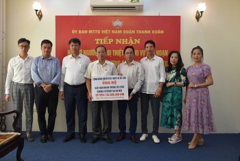 nguoi viet tai ba lan danh tang 153 trieu dong ho tro nan nhan vu chay o ha noi