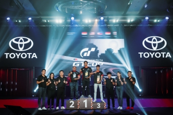 gazoo racing gt cup asia 2023 the hien cam ket cua toyota giup mon dua xe dien tu phat trien