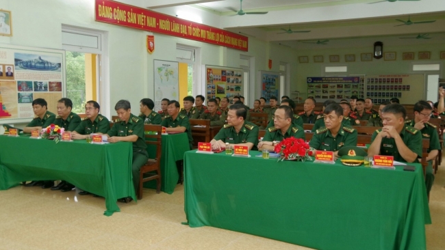 Thừa Thiên Huế: Khai mạc tập huấn nghiệp vụ Biên phòng cho cán bộ quân đội nhân dân Lào