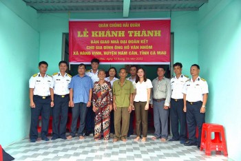 bo tu lenh vung 5 hai quan ban giao nha dai doan ket tai tinh ca mau