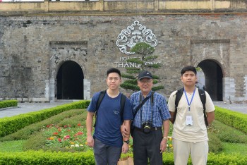 tinh huu nghi viet nam singapore qua ket noi cua the he tre