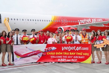 lien tuc nhan tau bay moi vietjet don tau bay thu 101