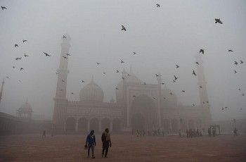 Thủ đô của Ấn Độ lưu thông phương tiện theo biển số chẵn, lẻ nhằm giảm thiểu ô nhiễm không khí