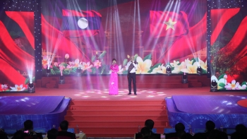 ngay hoi cua tinh huu nghi viet lao