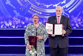 gs karim vinfuture tap hop nhung nguoi co chung tam nhin xay dung the gioi tot dep hon