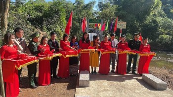 nhieu cong trinh thiet thuc den voi ba con vung bien huye n tuong duong nghe an