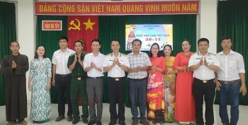 cac dia phuong cua huyen truong sa gap mat ky niem ngay nha giao viet nam