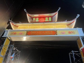 cat noc cong chao khu pho vietnam town tai thai lan