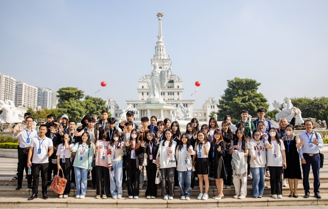 Hơn 4.000 phụ huynh, học sinh tham dự Ngày hội Trải nghiệm VinUni Open Day