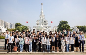 hon 4000 phu huynh hoc sinh tham du ngay hoi trai nghiem vinuni open day