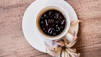 con so may man hom nay 29112023 12 con giap ty may man vuot bac