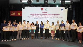 Thành phố Hồ Chí Minh tuyên dương học viên Lào, Campuchia tiêu biểu