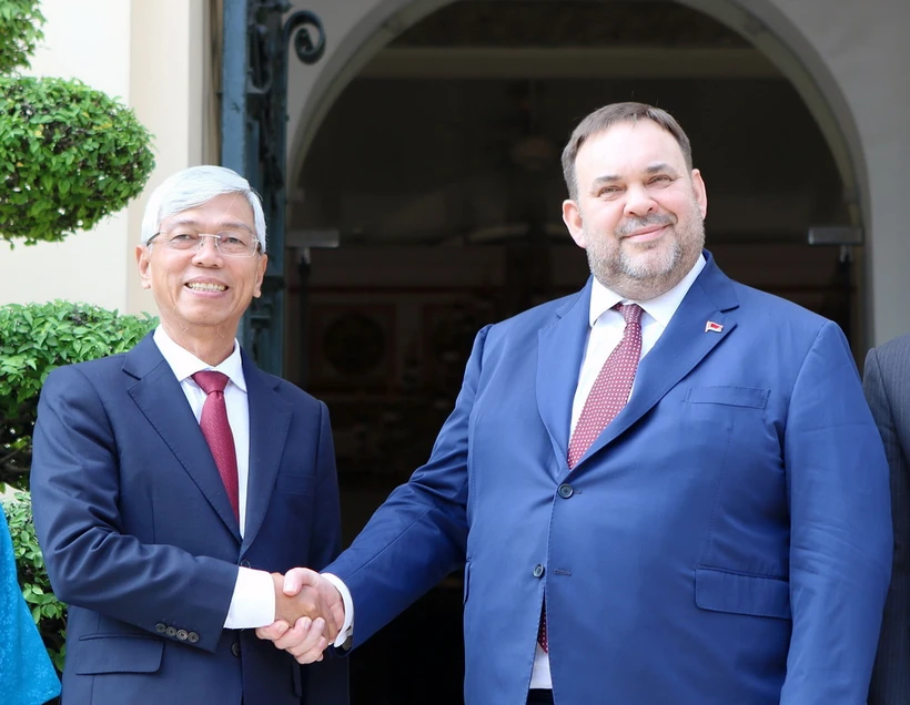 thuc day thuong mai dau tu van hoa du lich giua tphcm va belarus