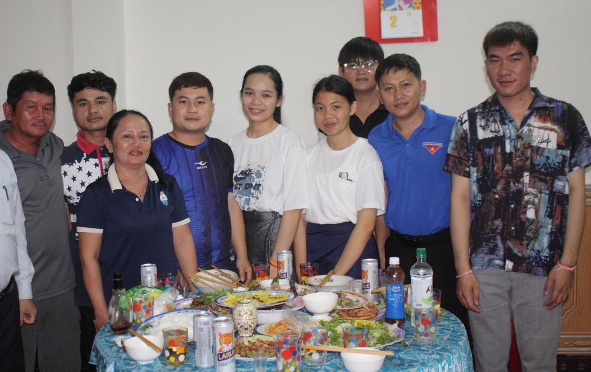 Những trải nghiệm đẹp từ chương trình Ở nhà dân dành cho sinh viên Lào tại Đà Nẵng